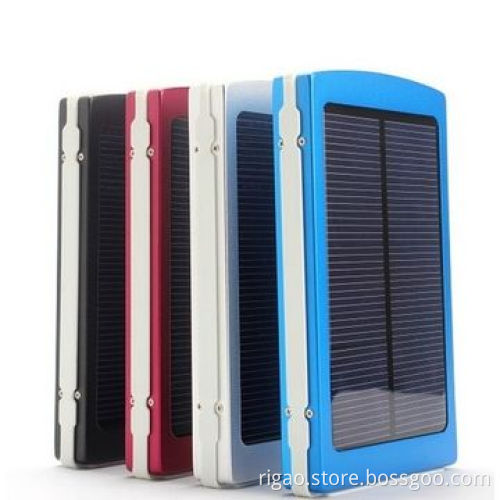 10,000mAh Solar Power Bank with Dual Output and High Conversion Efficiency